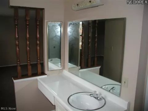 1373 Apache Trl, Stow, OH 44224 photo 13