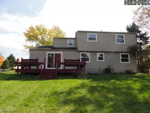 1373 Apache Trl, Stow, OH 44224 photo 2