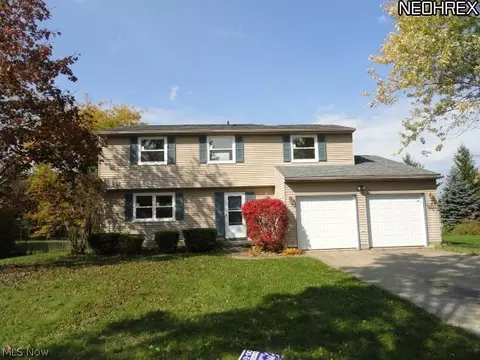 1373 Apache Trl, Stow, OH 44224 photo 1