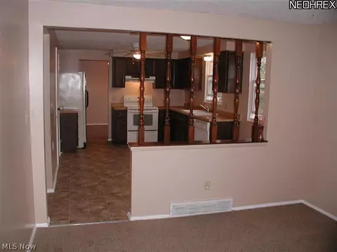1373 Apache Trl, Stow, OH 44224 photo 9