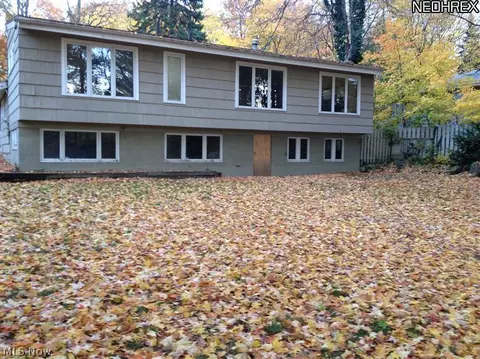 400 Strader Rd, Akron, OH 44305 photo 10