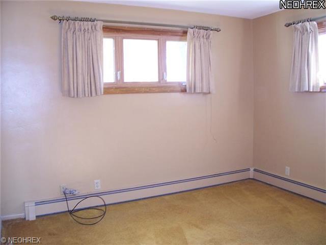 5560 West Blvd, Youngstown, OH 44512 photo 14