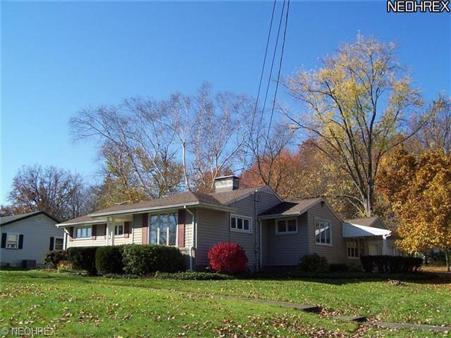 5560 West Blvd, Youngstown, OH 44512 photo 1