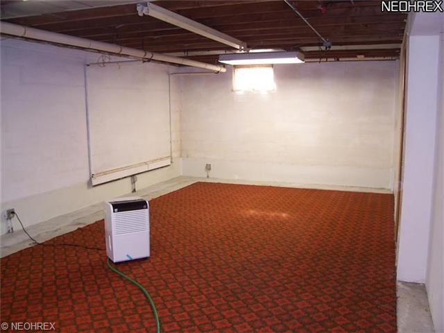 5560 West Blvd, Youngstown, OH 44512 photo 20