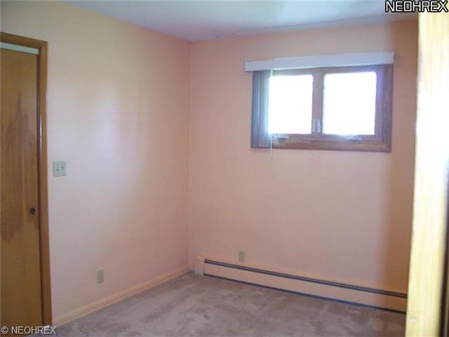 5560 West Blvd, Youngstown, OH 44512 photo 13