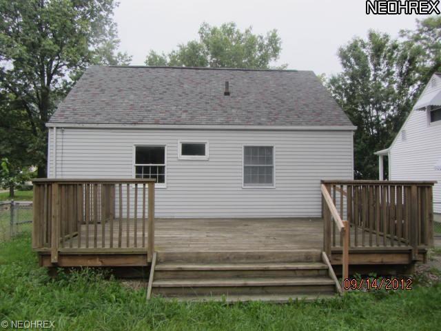521 Eastern Heights Blvd, Elyria, OH 44035 photo 10