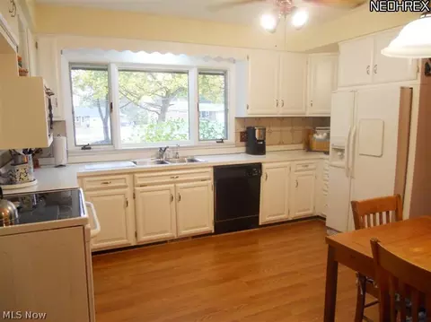5319 Brainard Rd, Solon, OH 44139 photo 2