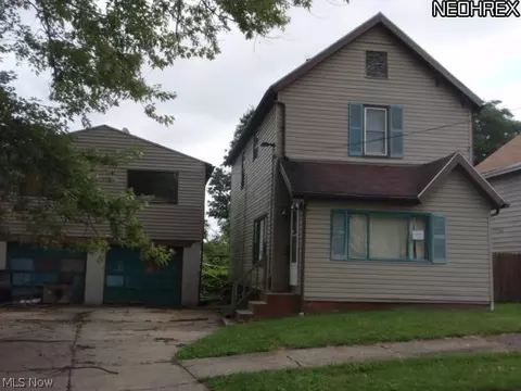 28 Moore St, Struthers, OH 44471 photo 1