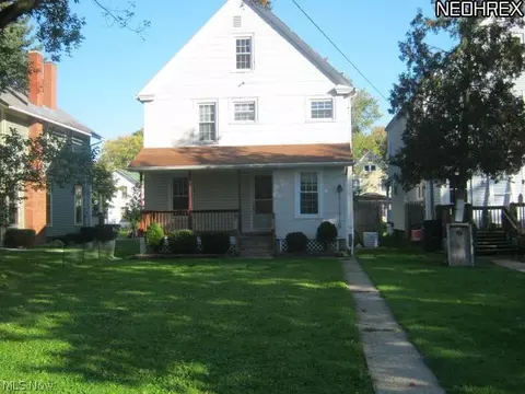 246 8th St, Elyria, OH 44035 photo 2