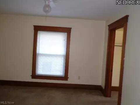 246 8th St, Elyria, OH 44035 photo 13
