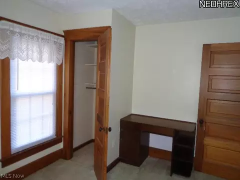 246 8th St, Elyria, OH 44035 photo 10