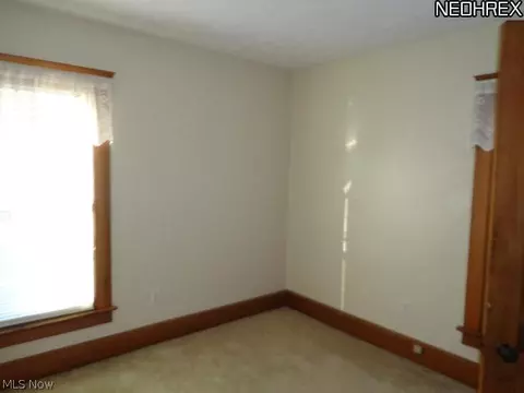 246 8th St, Elyria, OH 44035 photo 11