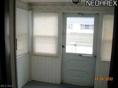 5848 Runkle Ave, Ashtabula, OH 44004 photo 8