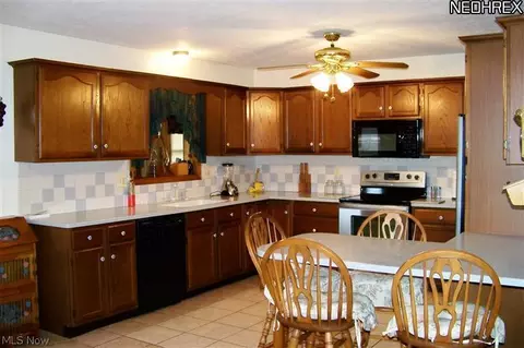440 W Comet Rd, Clinton, OH 44216 photo 7