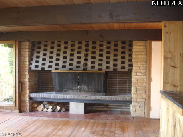 9910 Mitchells Mill Rd, Mentor, OH 44060 photo 8