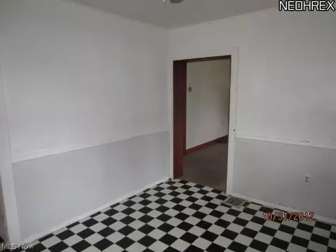 601 Griffith Rd, Akron, OH 44312 photo 9
