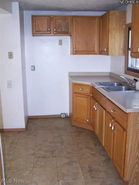 57 Bass Ct, Lagrange, OH 44050 photo 7