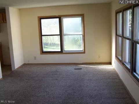 57 Bass Ct, Lagrange, OH 44050 photo 3