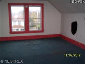 242 Maplewood Ave, Struthers, OH 44471 photo 1