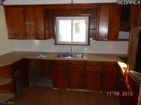 213 Wolf Ct, Elyria, OH 44035 photo 5