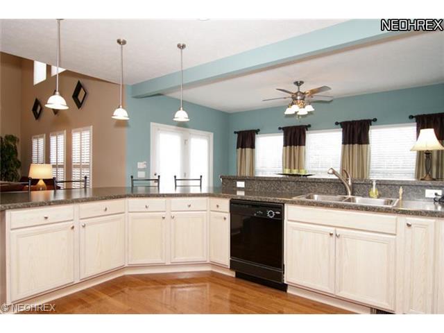 1702 Pine Dr, Avon, OH 44011 photo 6