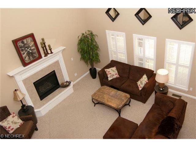 1702 Pine Dr, Avon, OH 44011 photo 2