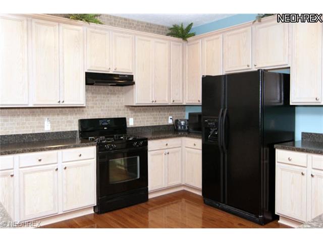 1702 Pine Dr, Avon, OH 44011 photo 5