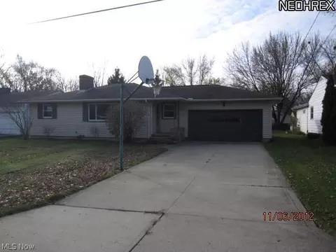527 Randall Rd, Elyria, OH 44035 photo 1