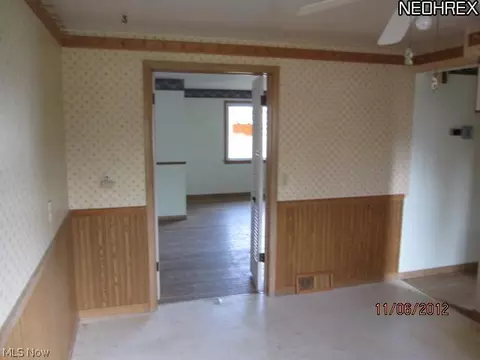 527 Randall Rd, Elyria, OH 44035 photo 8