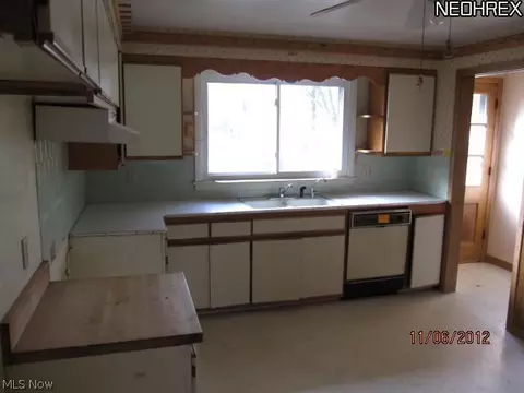 527 Randall Rd, Elyria, OH 44035 photo 7