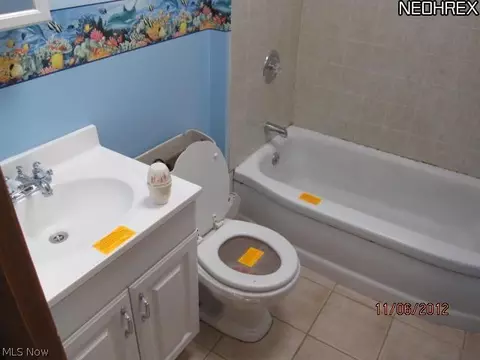 527 Randall Rd, Elyria, OH 44035 photo 6
