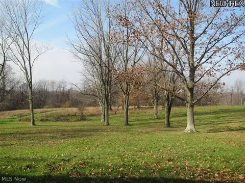 5310 Harper Rd, Solon, OH 44139 photo 3