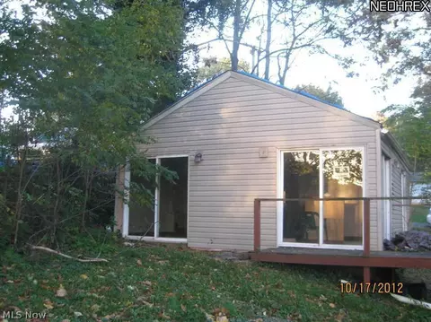 3696 Random Dr, Akron, OH 44319 photo 3