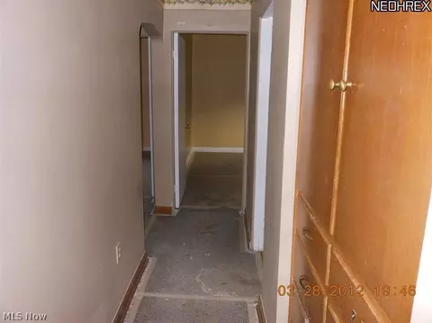 5768 Dailey Rd, Akron, OH 44319 photo 10