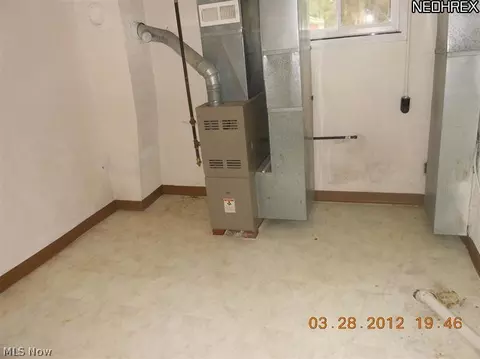 5768 Dailey Rd, Akron, OH 44319 photo 11