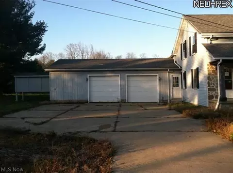 11914 Bean Rd, Chardon, OH 44024 photo 3