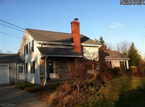 11914 Bean Rd, Chardon, OH 44024 photo 2