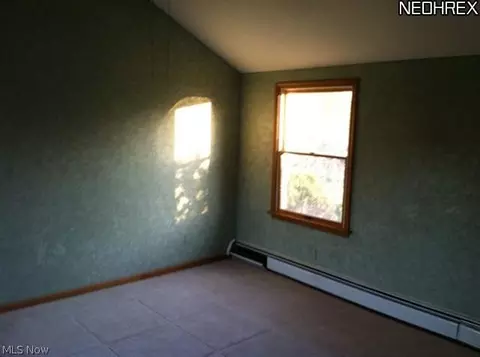 11914 Bean Rd, Chardon, OH 44024 photo 9