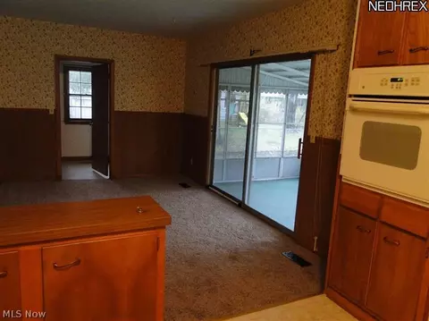 112 Wesleyan Ct, Elyria, OH 44035 photo 11