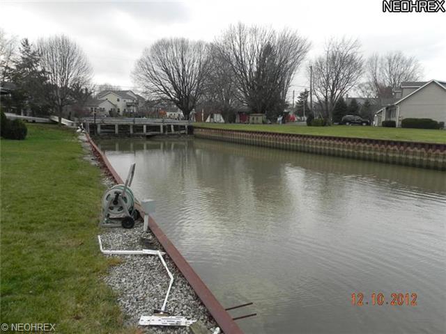 105 Wheeler Dr, Huron, OH 44839 photo 8