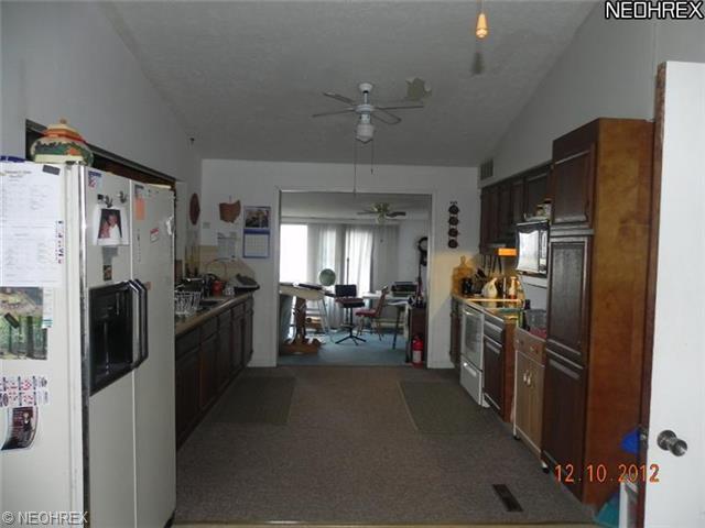 105 Wheeler Dr, Huron, OH 44839 photo 2