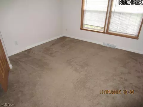 17141 Burrows Rd, Thompson, OH 44086 photo 9
