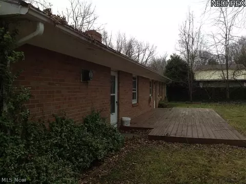 1674 Meadows Rd, Madison, OH 44057 photo 4