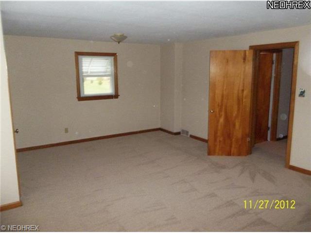 5630 Dailey Rd, Akron, OH 44319 photo 9