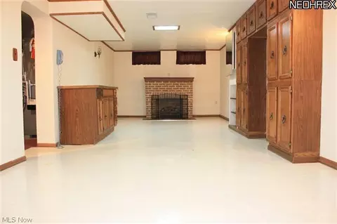 95 Woolf Ave, Akron, OH 44312 photo 7