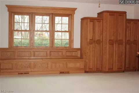95 Woolf Ave, Akron, OH 44312 photo 13