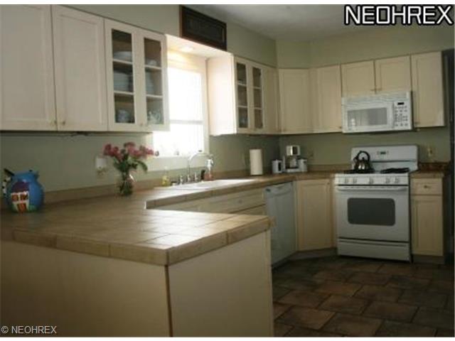 5600 Walnut St, Mentor, OH 44060 photo 5