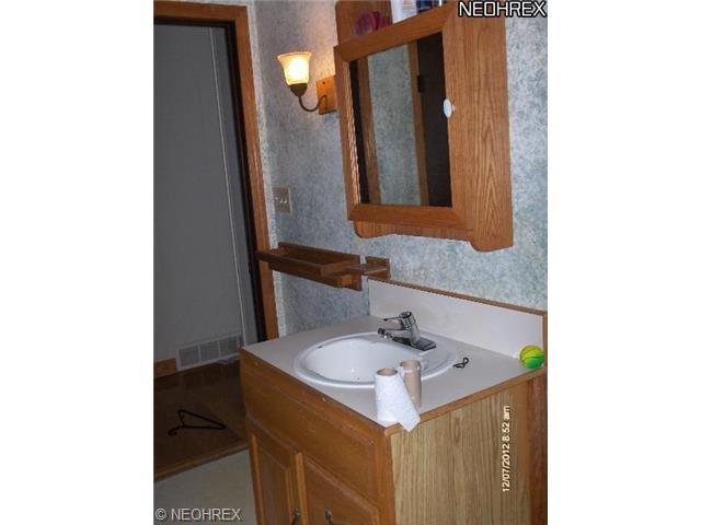 17325 5th St, Beloit, OH 44609 photo 6