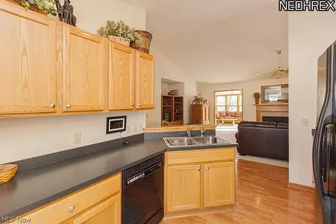 5368 Tallmadge Rd, Rootstown, OH 44272 photo 8