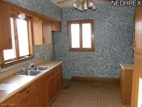 5119 Summer Ave, Ashtabula, OH 44004 photo 5